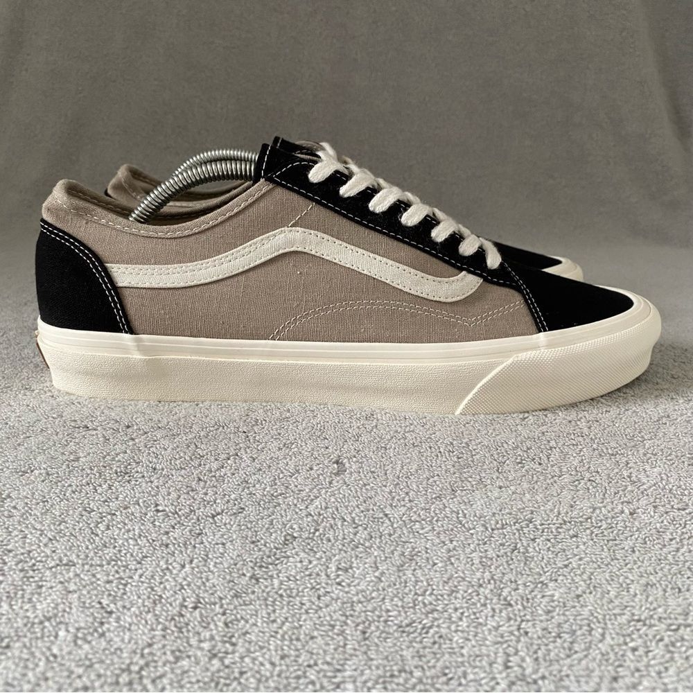 Vans Shoes Mens 11.5 Beige Black Old Skool Low Top Sneakers 721356